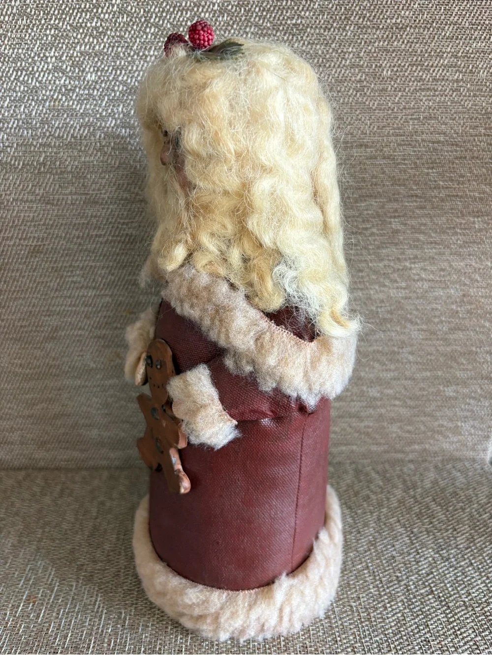 Handmade Primitive Style Folk Art Santa Claus Figurine 1992 Gingerbread Xmas